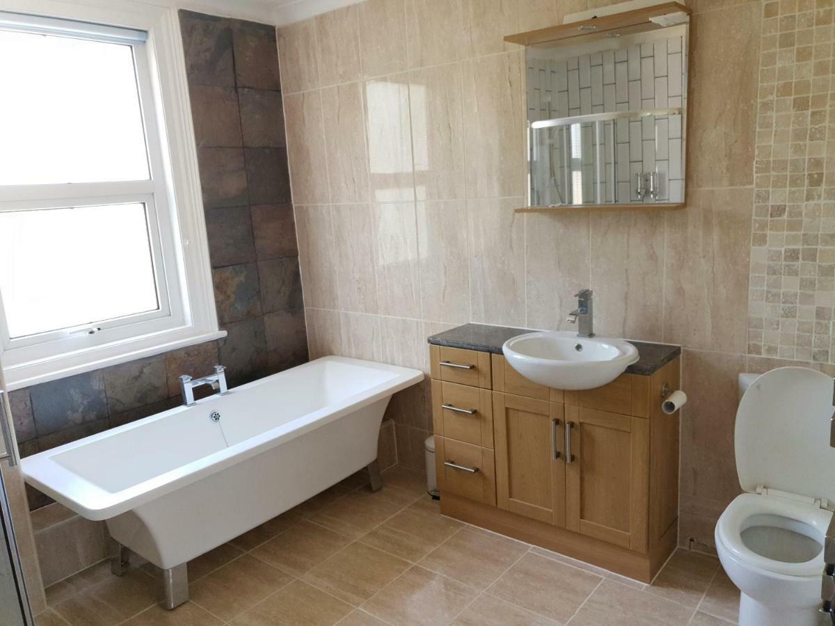 Grandeur Holiday Home, With Free Parking Clacton-on-Sea Exterior foto